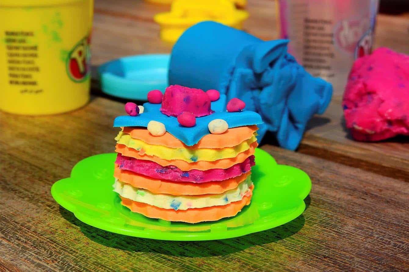 Shape and mould – Using playdoh in therapy with children.